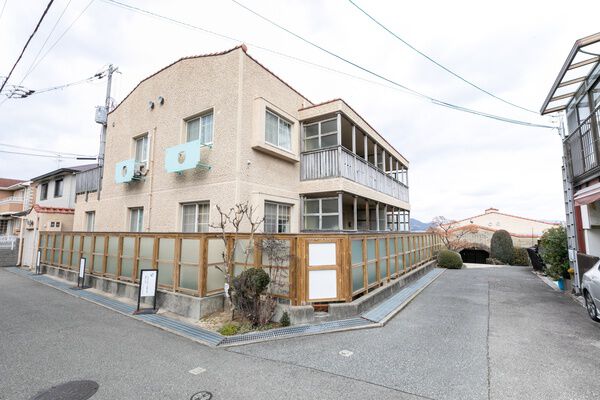 セラ逆瀬川