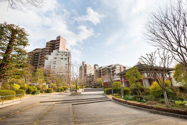 阪急日生ニュータウン花咲く丘の街