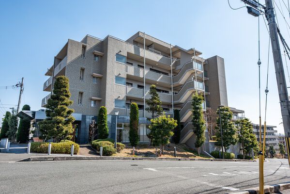 ローレルコート富雄 2枚目 ローレルコート富雄