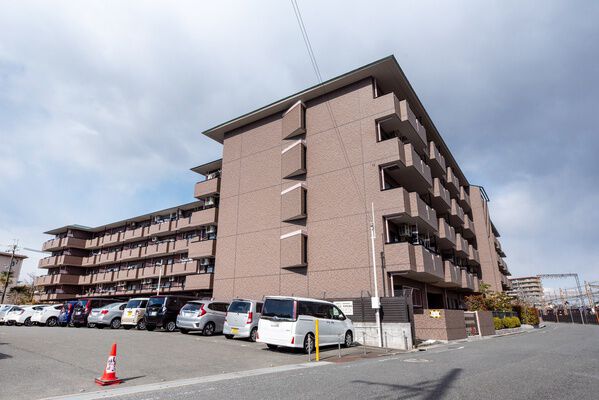 ローレルコート西大寺