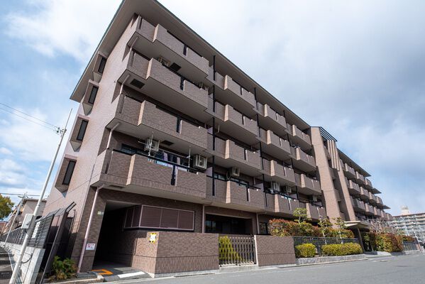 ローレルコート西大寺