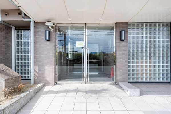 ローレルコート西大寺南 2枚目 ローレルコート西大寺南