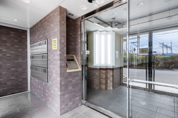 ローレルコート西大寺南 3枚目 ローレルコート西大寺南