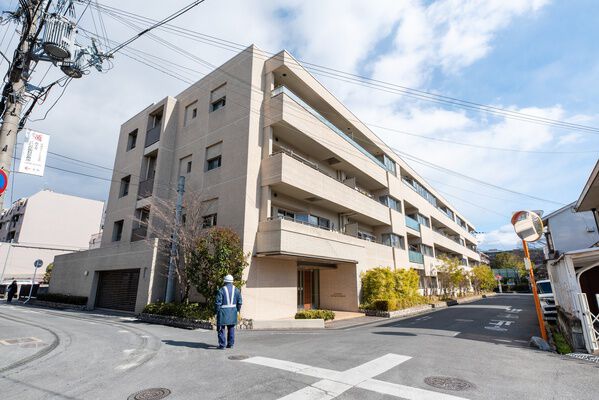 プラネスーペリア西大寺国見町 3枚目 プラネスーペリア西大寺国見町
