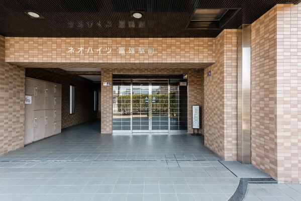 ネオハイツ富雄駅前 2枚目 ネオハイツ富雄駅前