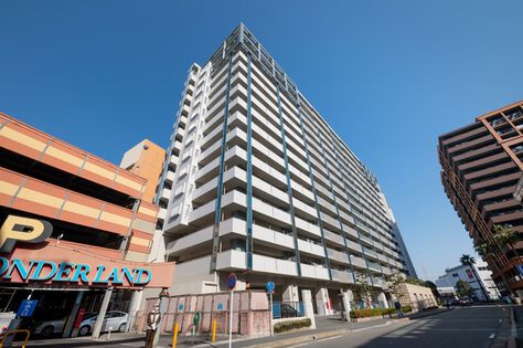 アンピール千早駅前通り 3枚目 アンピール千早駅前通り