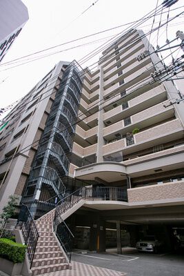 ツインタワー博多駅前