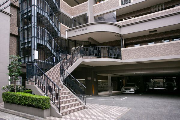 ツインタワー博多駅前 2枚目 ツインタワー博多駅前