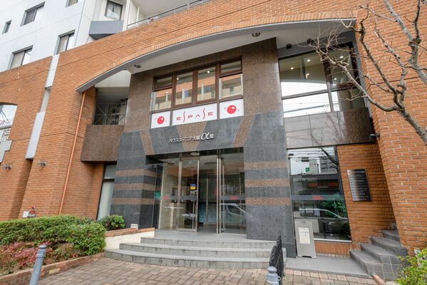 【ハウスユマニテ大橋】エントランス