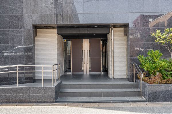 プレミスト姪浜駅南