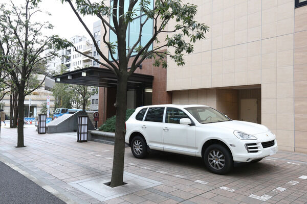 住居者と公益施設利用者のエントランスをそれぞれに設置。		