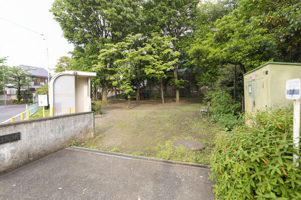 和泉がけ公園　現地より約100ｍ