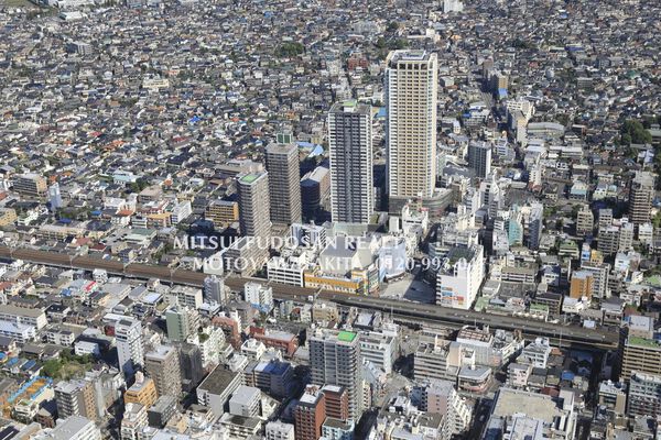 JR総武線「本八幡駅」北口徒歩2分・都営新宿線の駅には地下で直結しています。		
