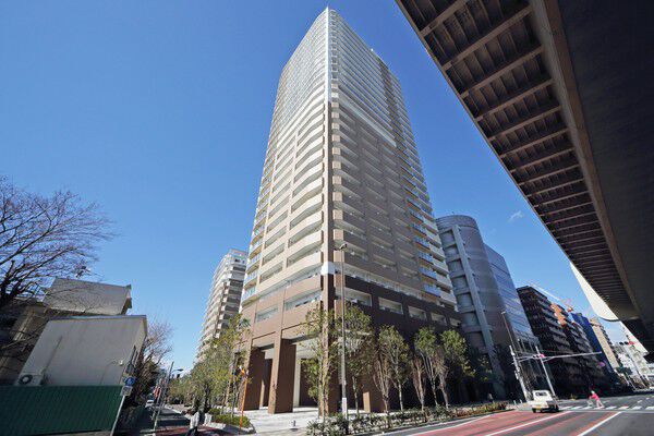 【パークタワー滝野川】プライバシーが守れる周辺建物との距離が確保できます。		