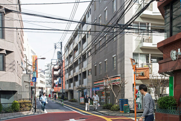 【レジェンド高田馬場DUE】ナチュラルなカラーが、街の雰囲気に溶け込みます。		 【レジェンド高田馬場DUE】ナチュラルなカラーが、街の雰囲気に溶け込みます。