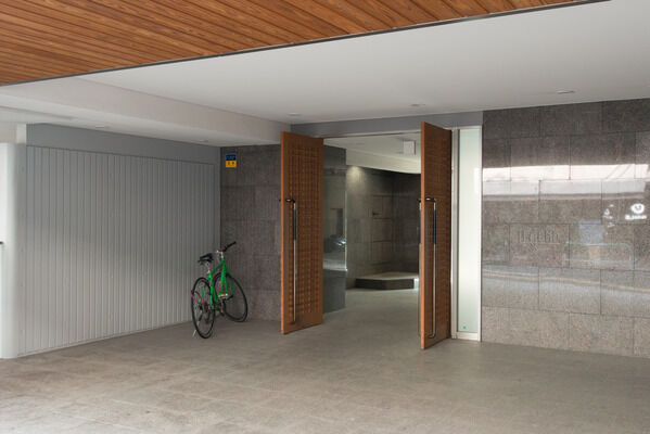 オートロックを採用したエントランス。