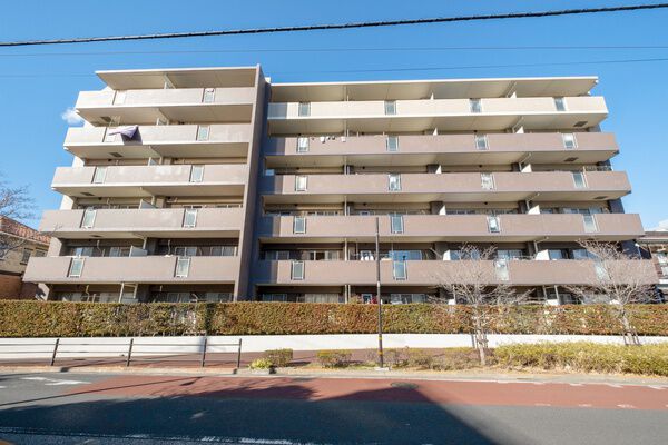 ゼファー西新井プラウディーヌ