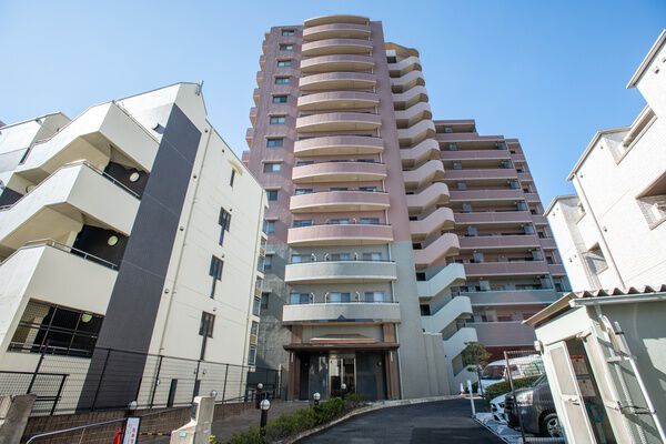メゾンエクレーレ浦和駅前