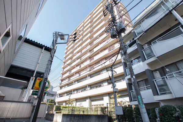 メゾンエクレーレ浦和駅前