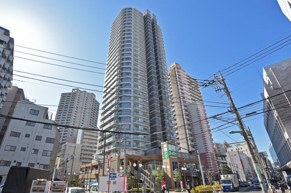 【イーストゲートタワー川口】街の新たなランドマークになる、緑彩と洗練が響きあう複合タワーです。