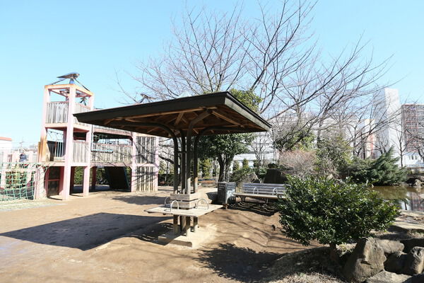 「川口西公園」まで約800m（徒歩10分）。