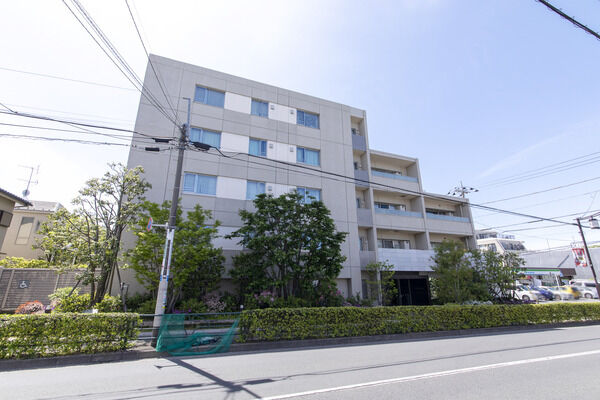 ブランズ弦巻四丁目