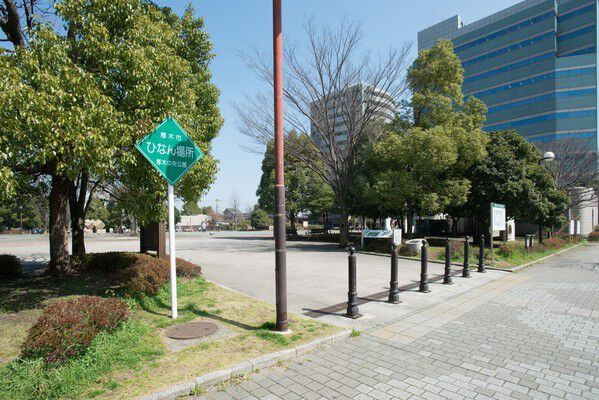 「厚木中央公園」は、約950m（徒歩12分）。