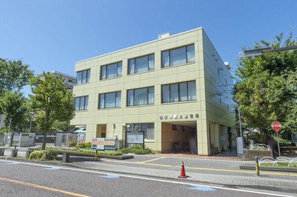 鶴見図書館より約850m(徒歩11分)