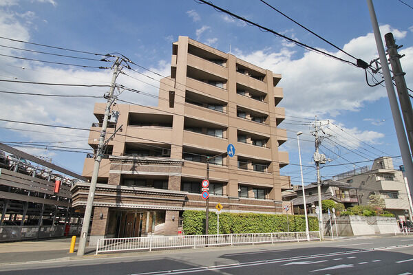 ナイスシティアリーナ横濱新子安