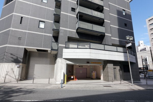 総戸数65戸の都市型マンション。