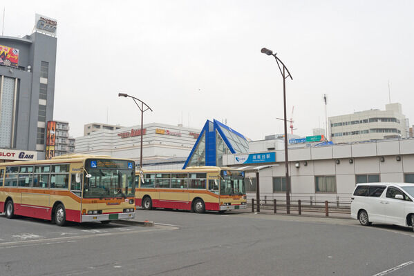 小田急電鉄江ノ島線「湘南台」まで約320m(徒歩4分)。	 小田急電鉄江ノ島線「湘南台」まで約320m(徒歩4分)。