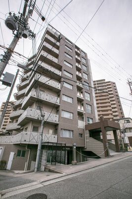 ロータリー宝塚南口 1枚目 ロータリー宝塚南口