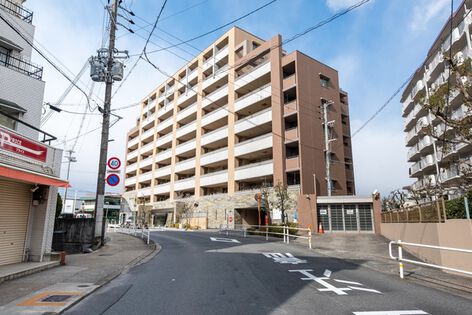 ピアッツァ コート ストア 西大寺