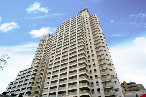地上24階建て、総戸数112戸のコミュニティ。 地上24階建て、総戸数112戸のコミュニティ。