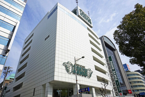 「東急ハンズ 心斎橋店」まで約450m（徒歩6分）。			