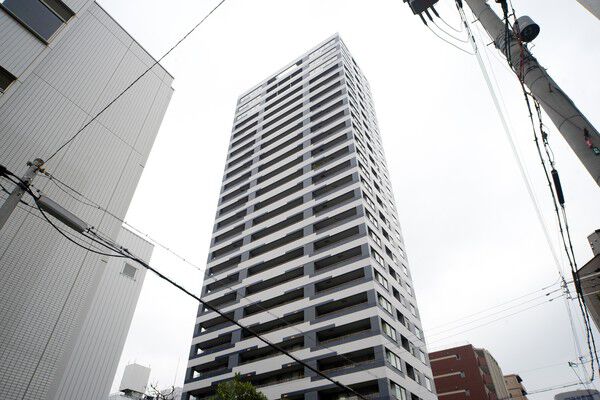 【ロジュマンタワーOSAKA】幹線道路である国道1号線から少し入った、閑静な環境です。 【ロジュマンタワーOSAKA】幹線道路である国道1号線から少し入った、閑静な環境です。