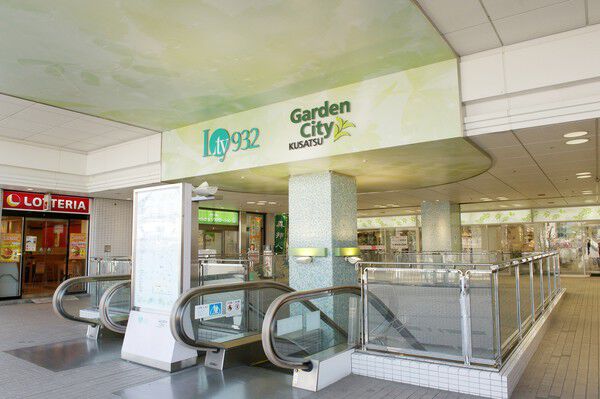 ショッピング施設「LTY932」まで約370m（徒歩5分）。