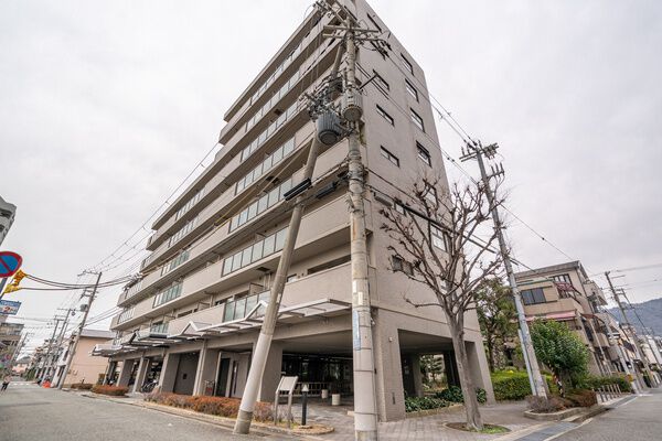ファミール本山