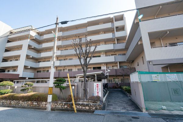メゾン岡本南