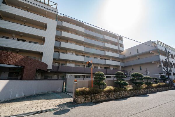メゾン岡本南