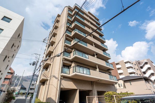 藤和岡本ホームズ弐番館