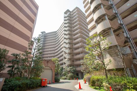 ファーストアヴェニューⅡリバーガーデン泉ヶ丘 1枚目 ファーストアヴェニューⅡリバーガーデン泉ヶ丘