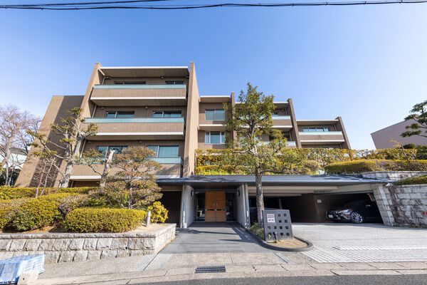 グランドメゾン清水ヶ岡