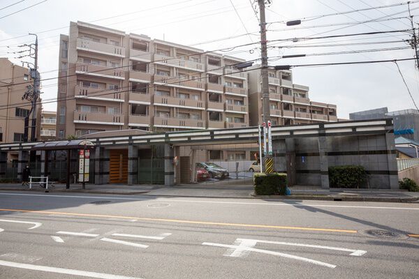 プレシアスコート弥生が岡
