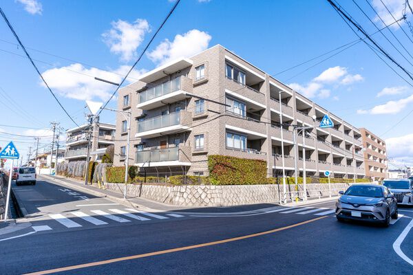 アベニュープレイス・ヴィークコート鹿山