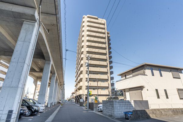 ユーハウス鳴海駅