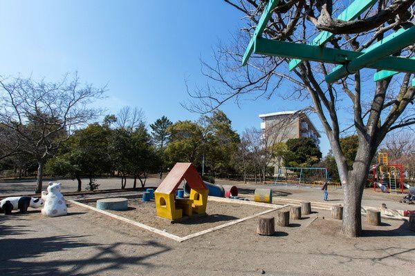 「北磯部第一公園」は、約31m（徒歩1分）。