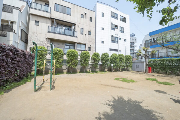 昭三公園　現地より約150m