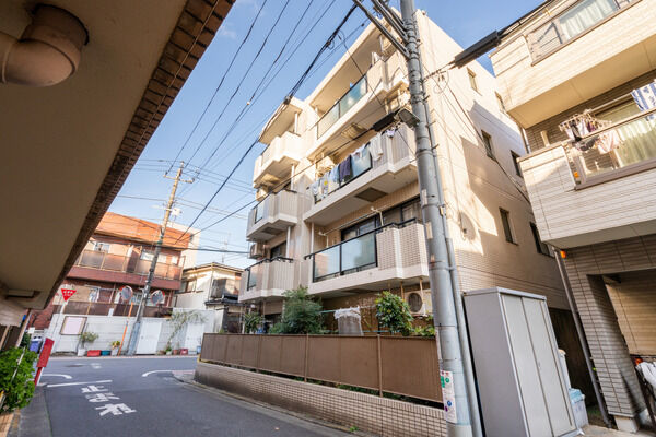 エミグラント学芸大学