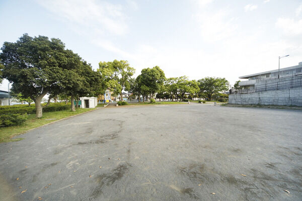 八景公園　現地より約280ｍ